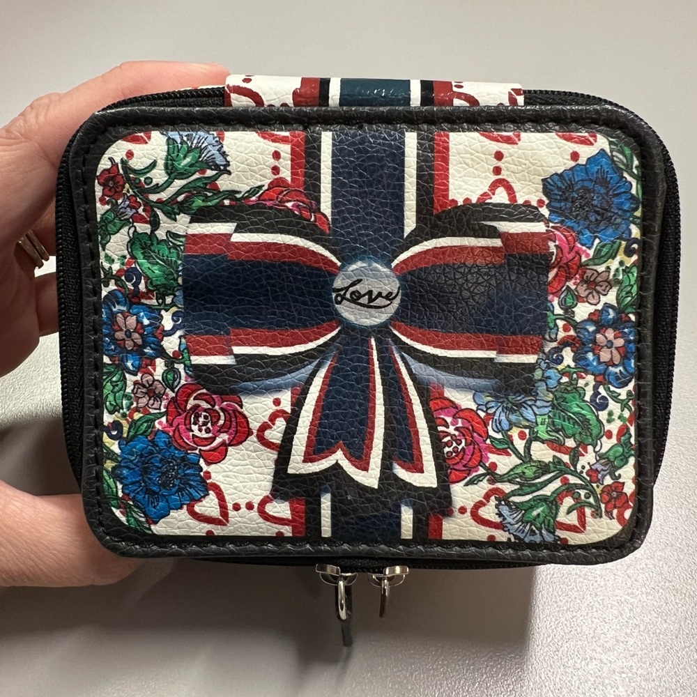 Brighton Be Beautiful Jewelry Case - Picture 5 of 10